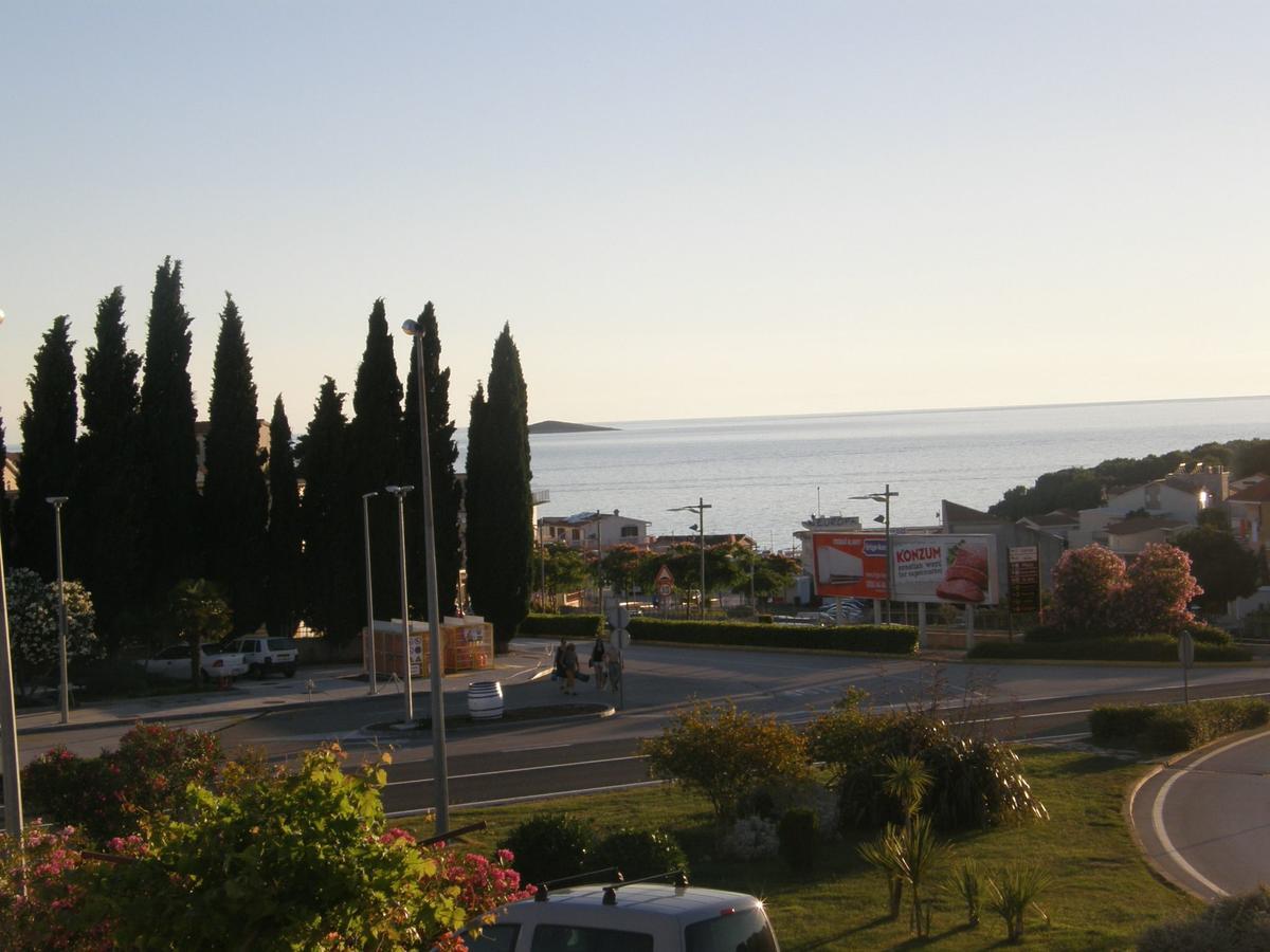 Apartment Lele Primošten Kültér fotó